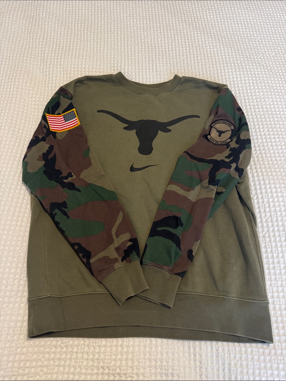 Texas Longhorns Nike Salute to Service Crewneck Sweatshirt with Camo Sleeves
